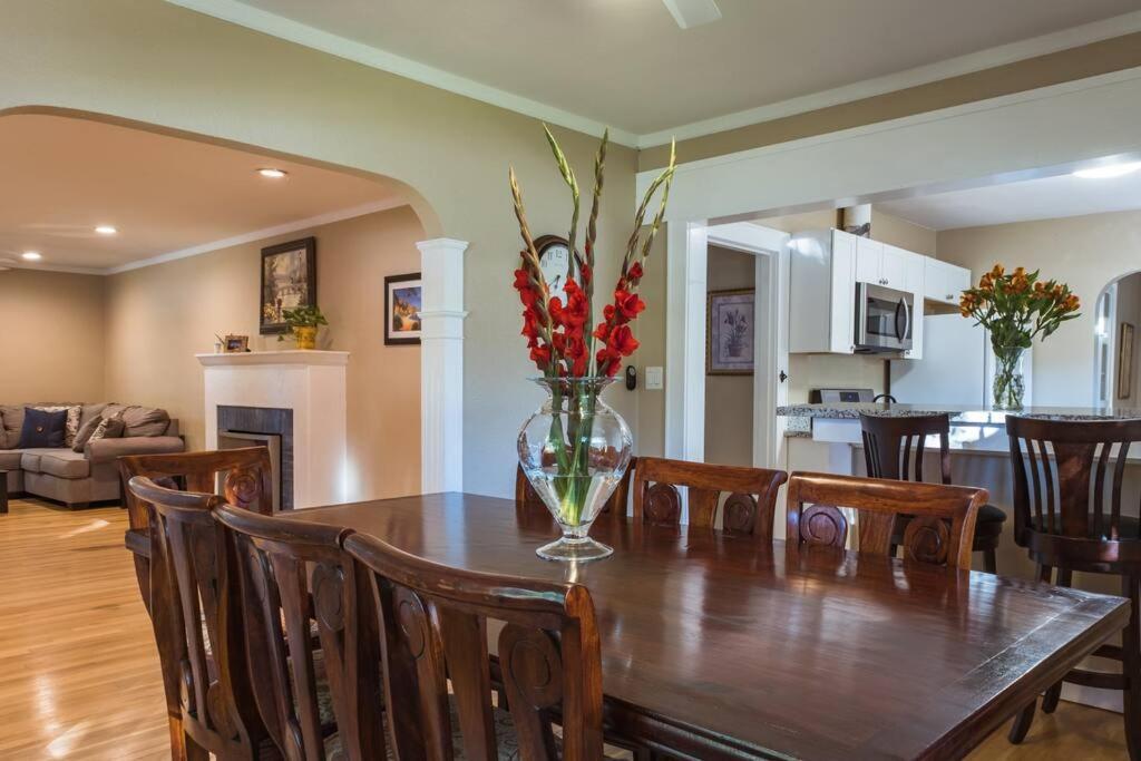 צ'יקו Lovely House Near Downtown, Home Away From Home! מראה חיצוני תמונה
